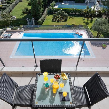 Nemea Appart Hotel Le Lido Cagnes Sur Mer Exterior photo