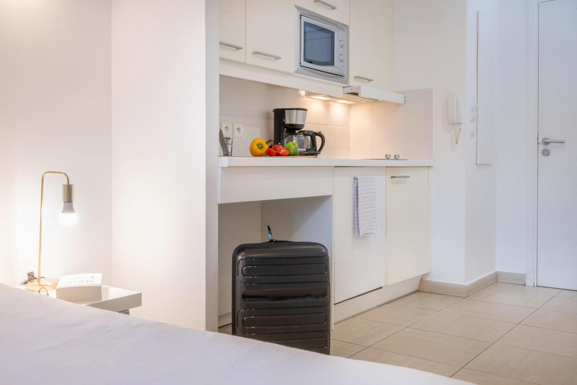 Nemea Appart Hotel Le Lido Cagnes Sur Mer Exterior photo